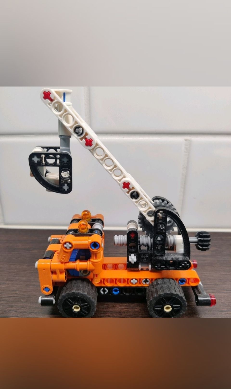 Lego technic nostolava-auto
