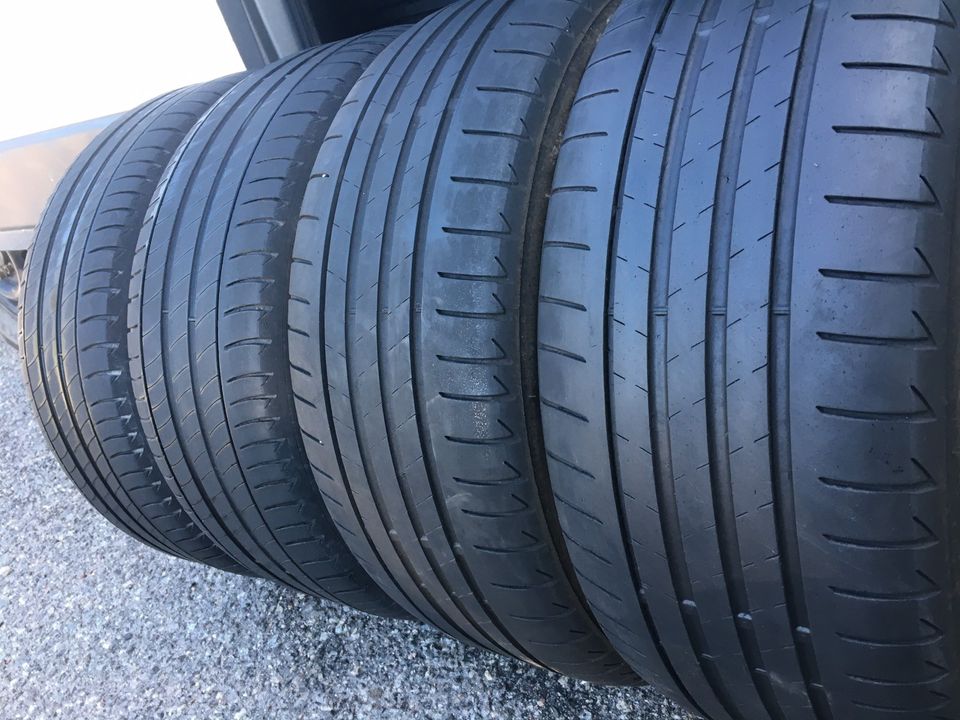 225/50R17 4kpl Kesärenkaat