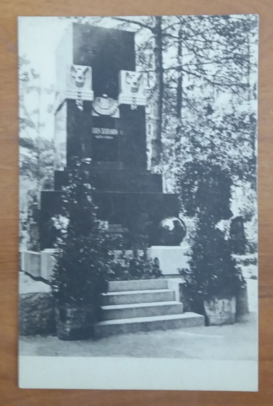 Eugen Schauman'in hauta Porvoossa -postikortti