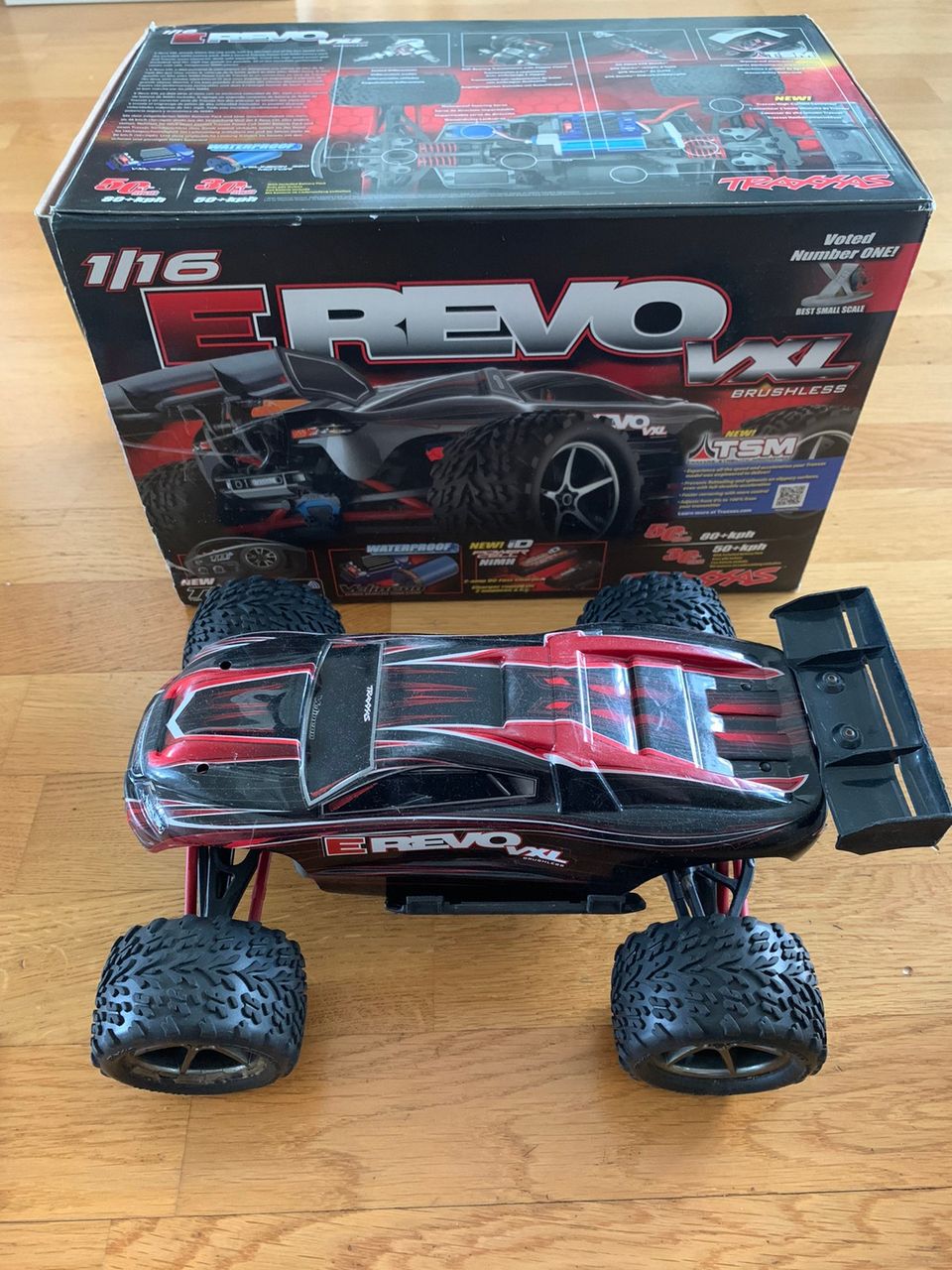 Traxxas E-Revo 1/16, VXL