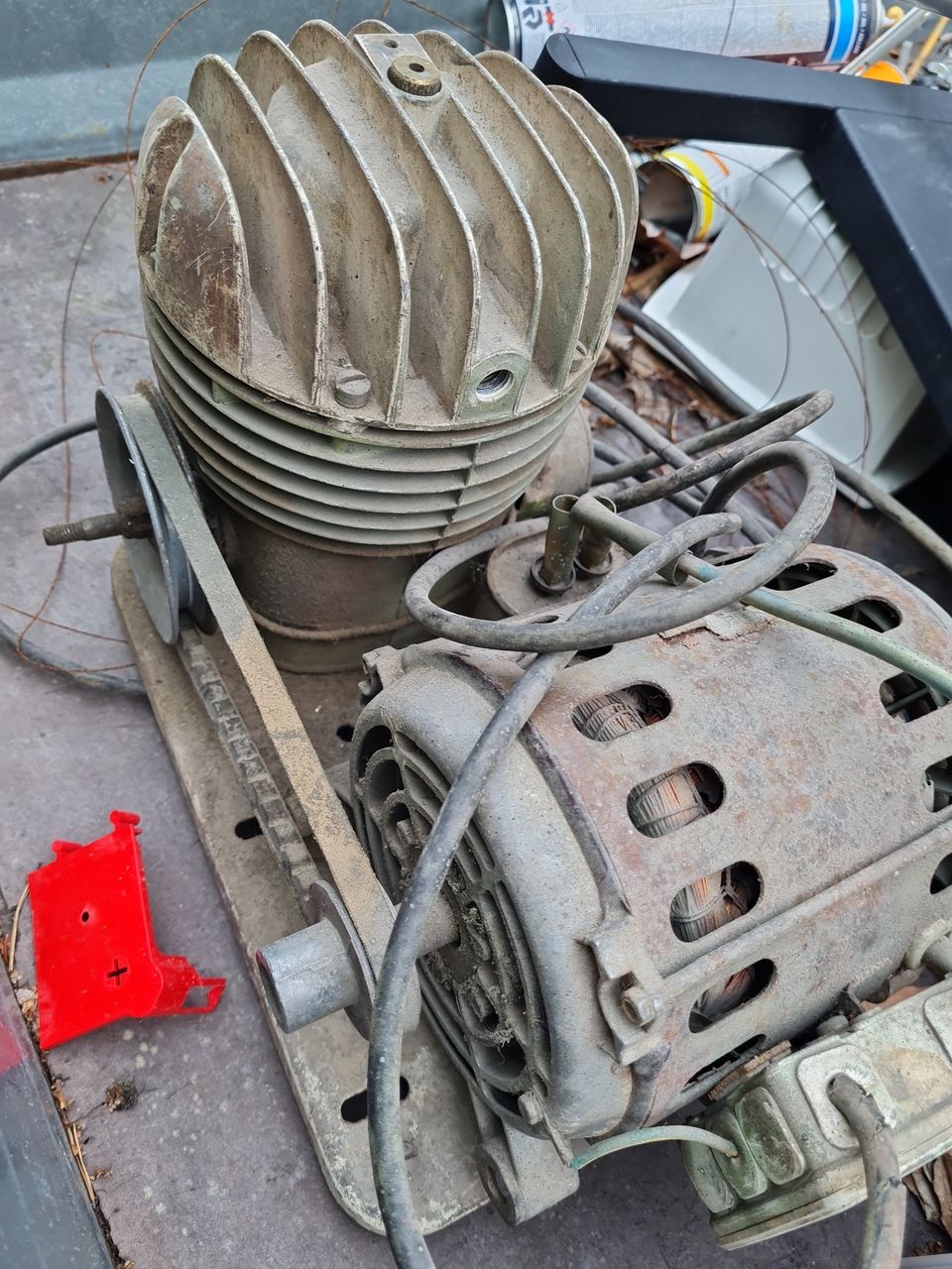 Vintage kalvo-ilmakompressori