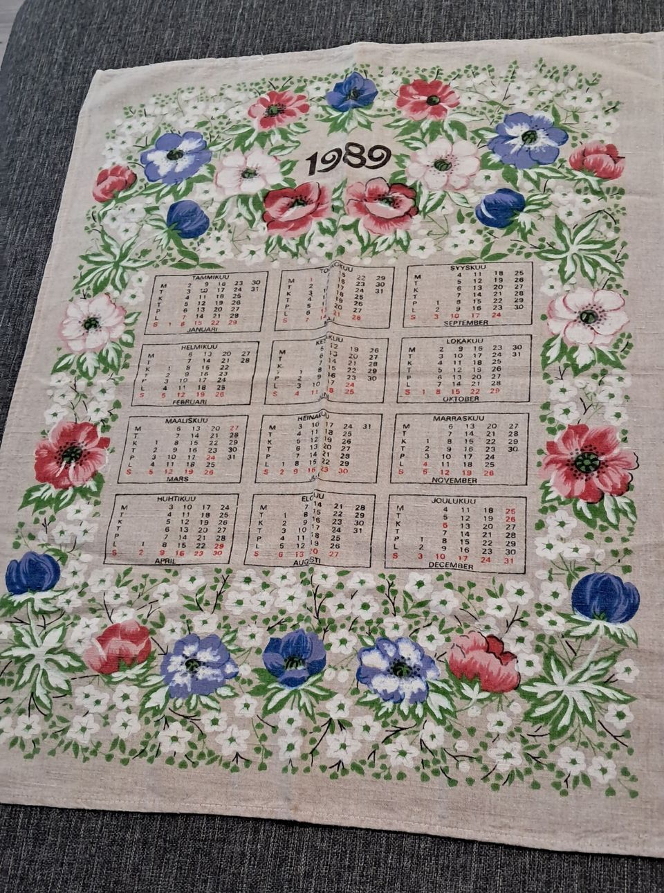 Vuoden 1989 kalenteripyyhe