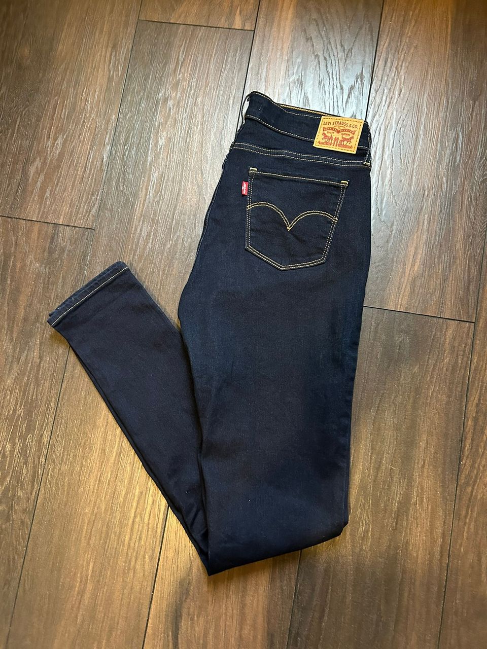 Levi’s 711 skinny W30 L34