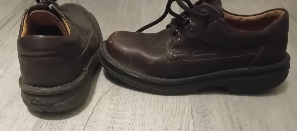 Clarks kengät