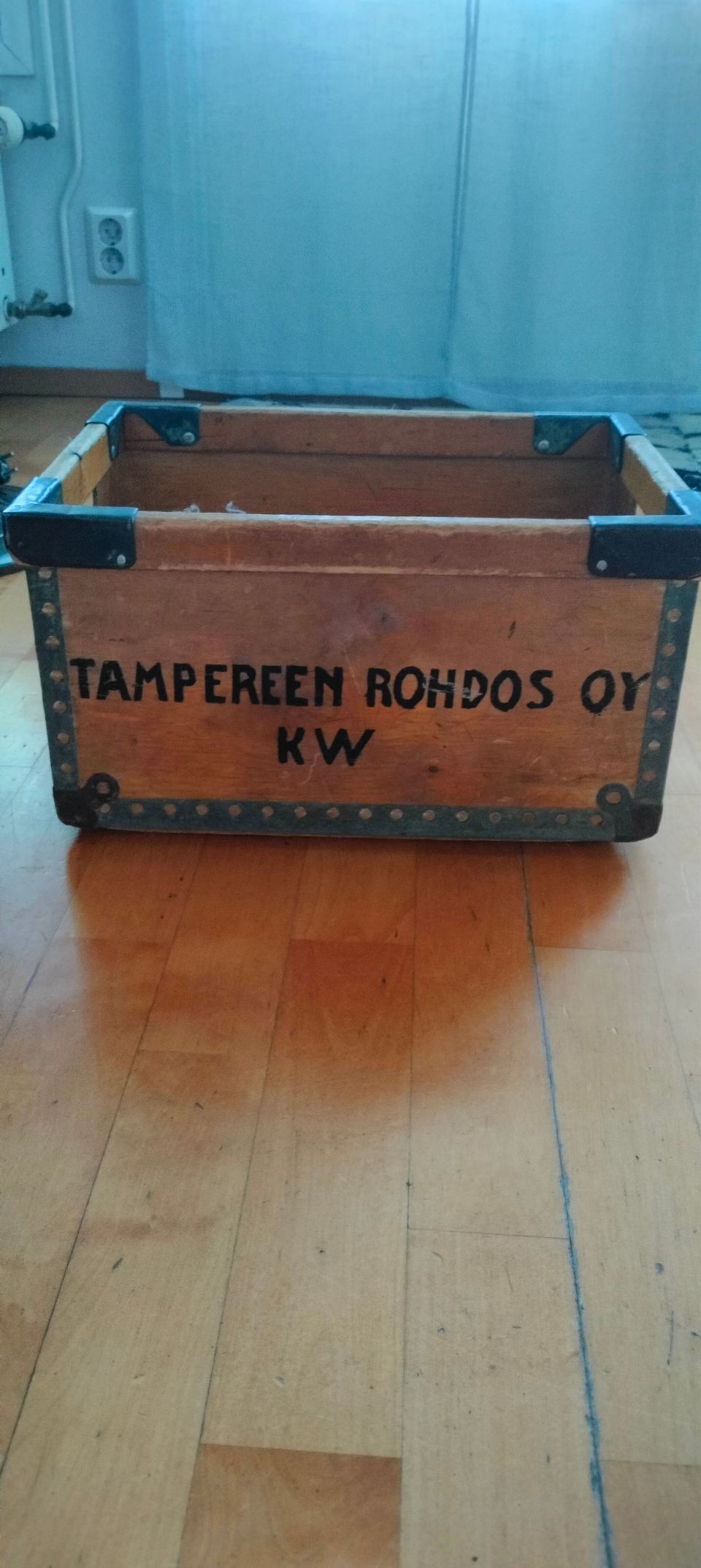 Tampereen Rohdos puulaatikko/Kuopio