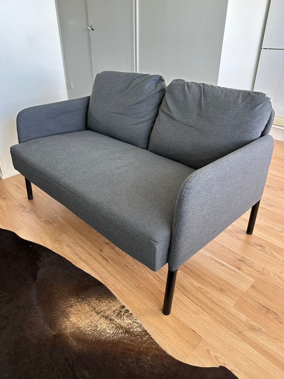 IKEA 2:n istuttava Glostad sohva