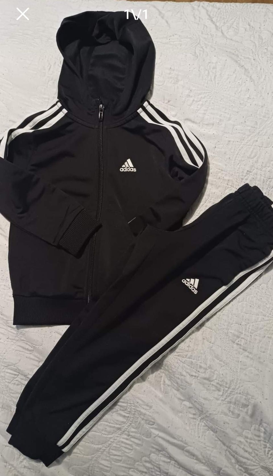 Adidas verkkapuku  koko 110