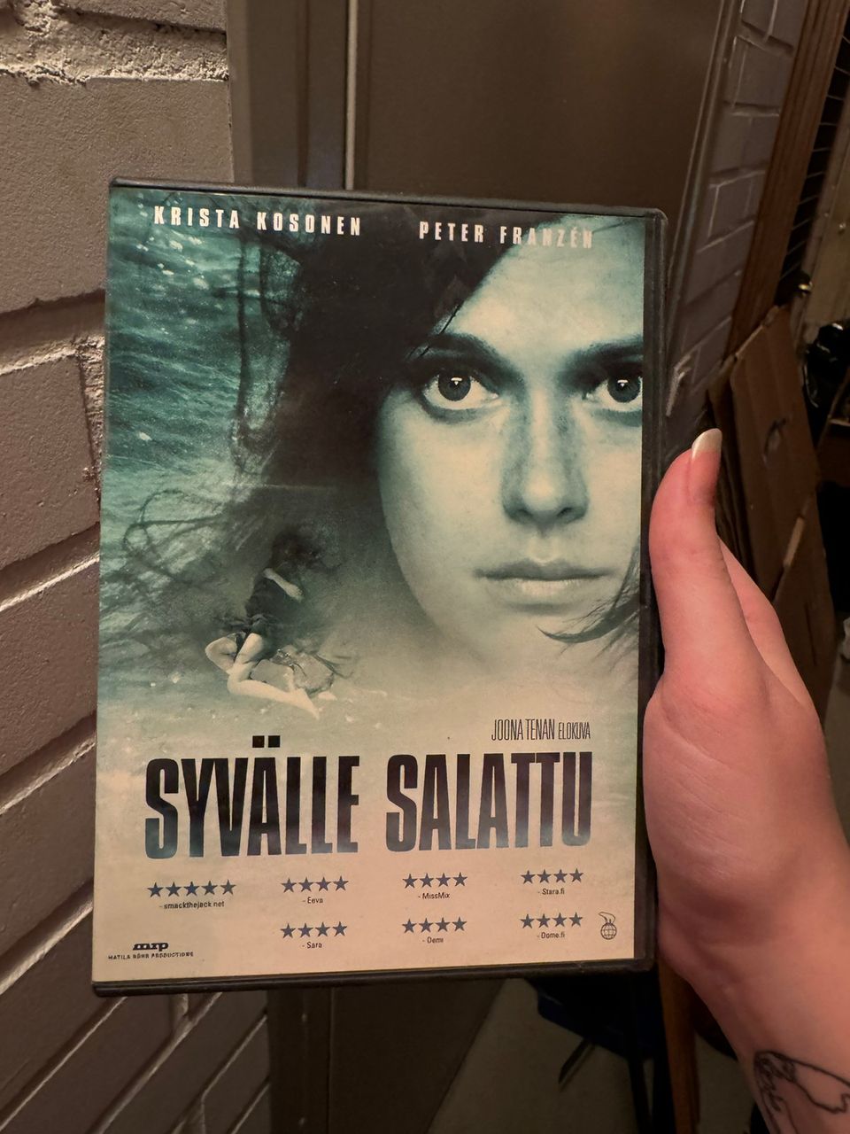 Syvälle salattu elokuva DVD