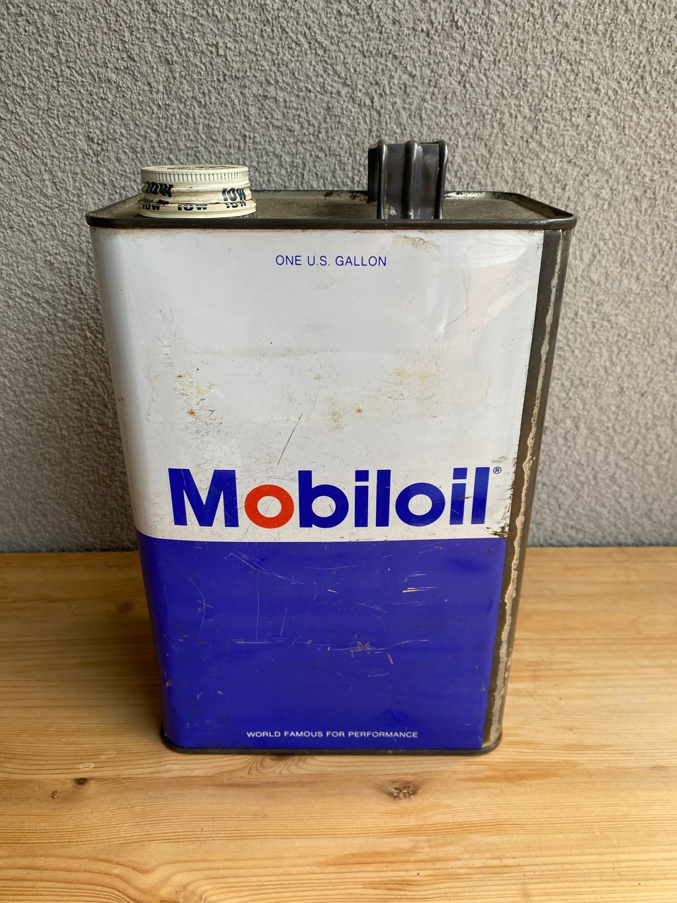 Mobiloil vintage valkoinen/sininen metallinen kanisteri