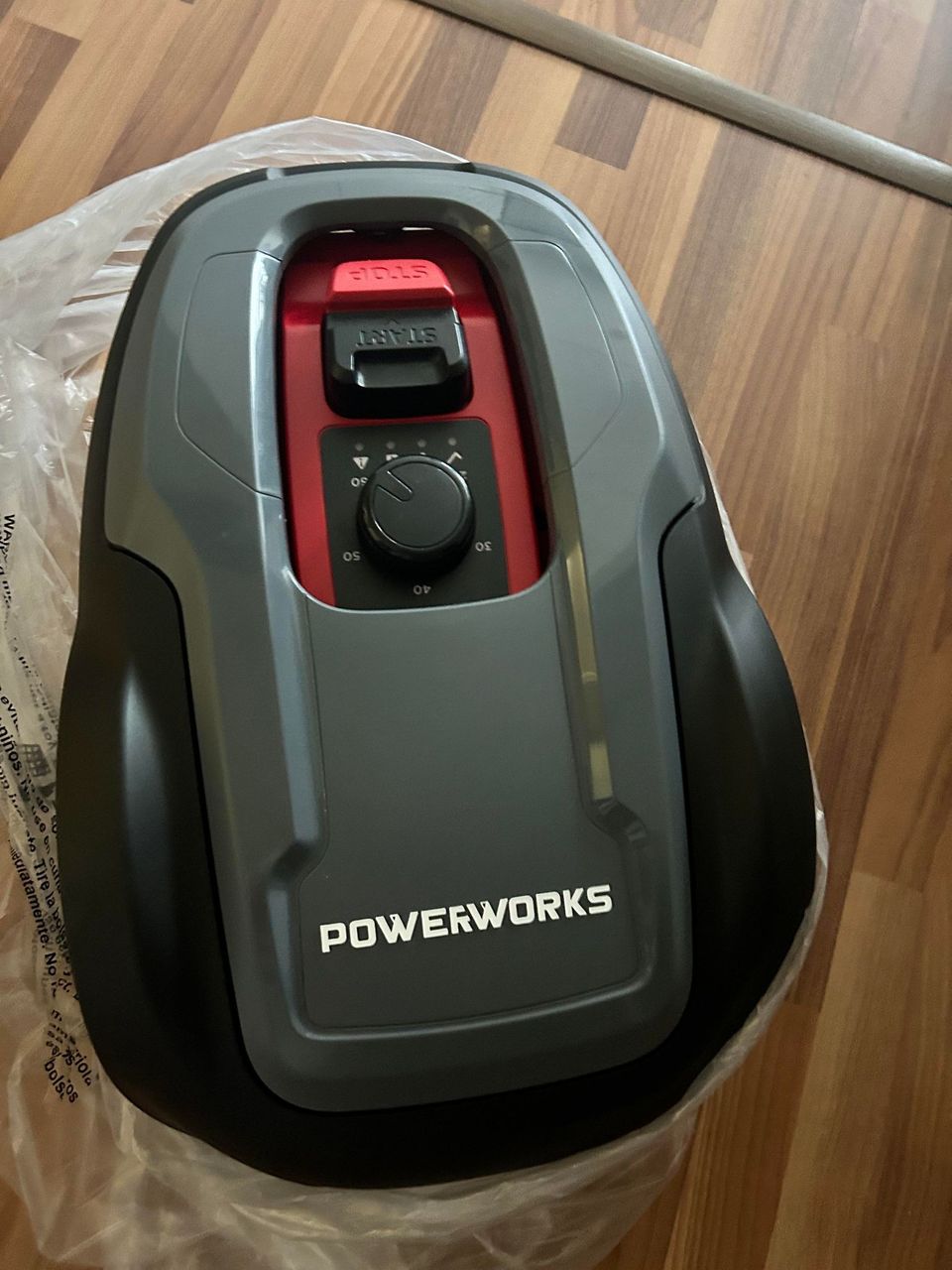 Powerworks P5 Robottiruohonleikkuri