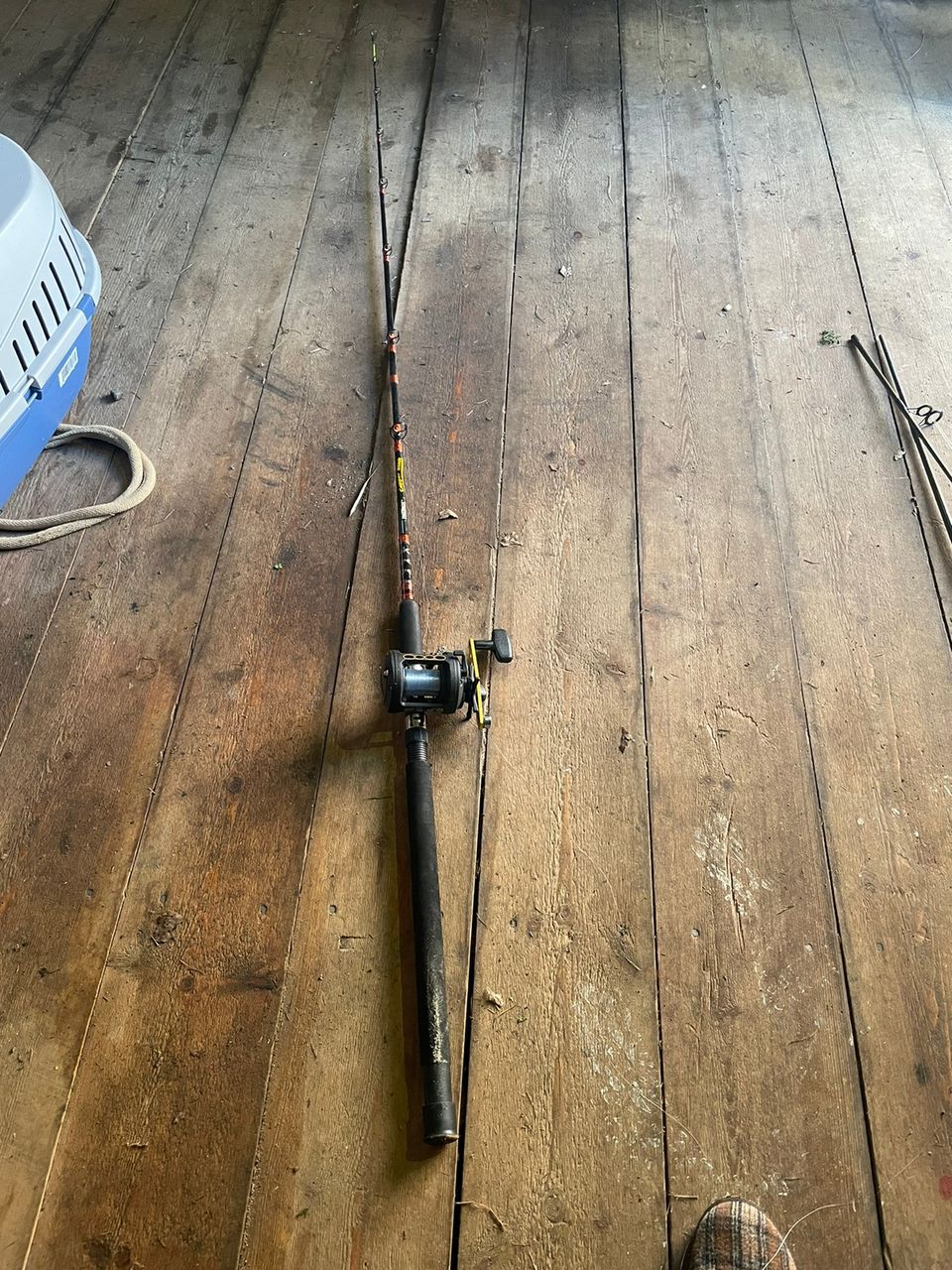 Patriot trailing rod and shimano casting rod