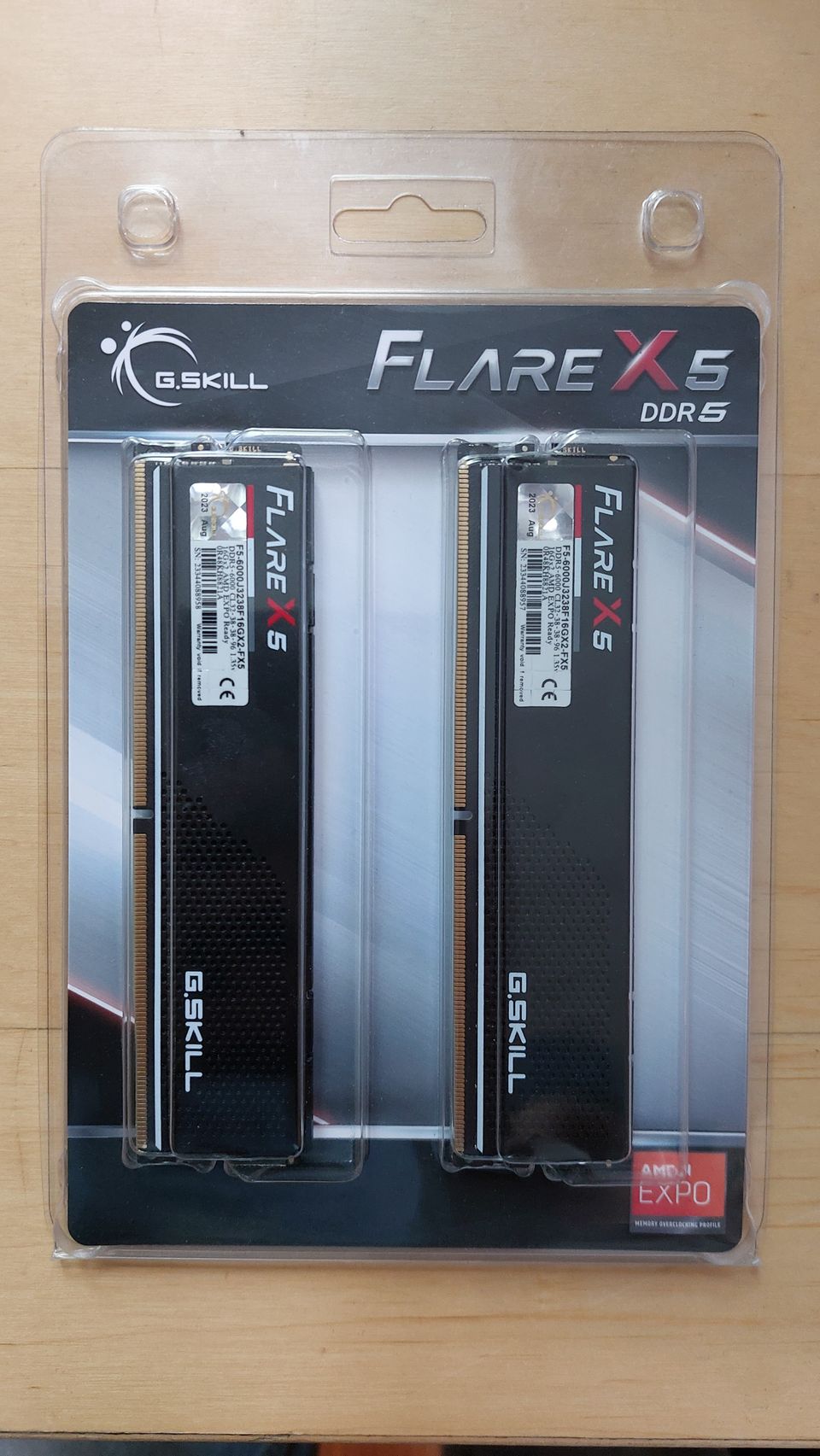 GSkill Flare X5 32GB (2 x 16GB) DDR5 6000Mhz CL32 AMD Expo Muistit