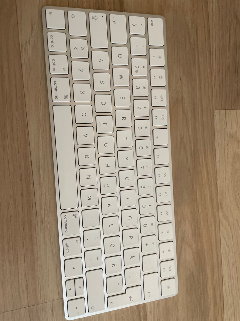 Apple magic keyboard näppäimistö