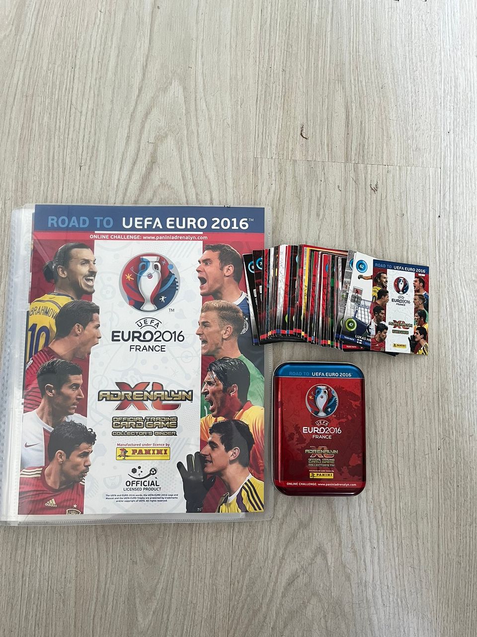 Panini Road to UEFA Euro 2016 jalkapallokortteja