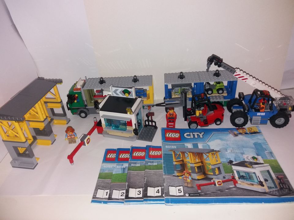 LEGO City 60169 Rahtiterminaali