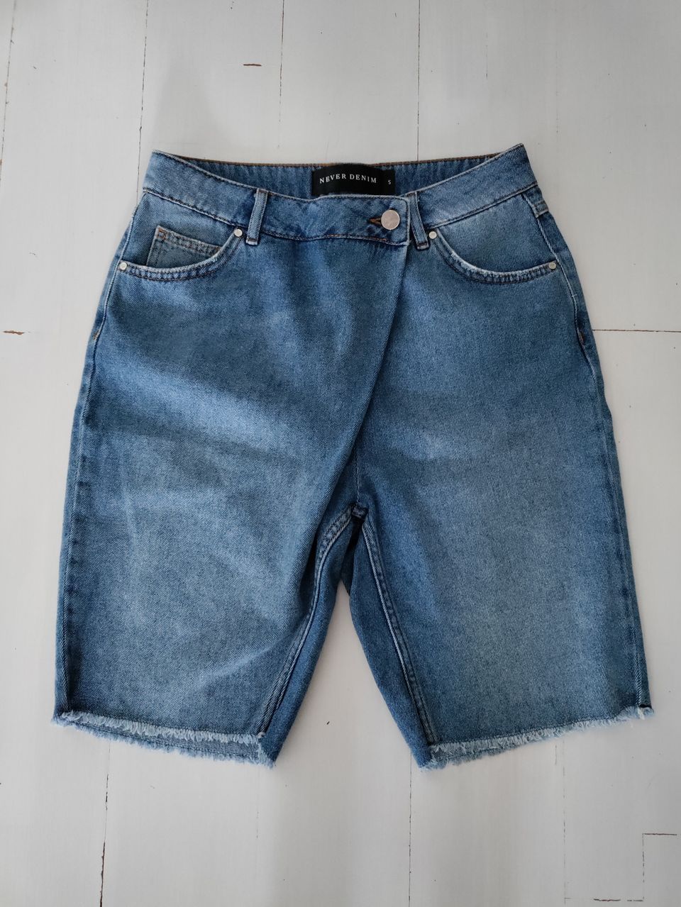 Polvipituiset farkku shortsit BikBok Never Denim, koko S