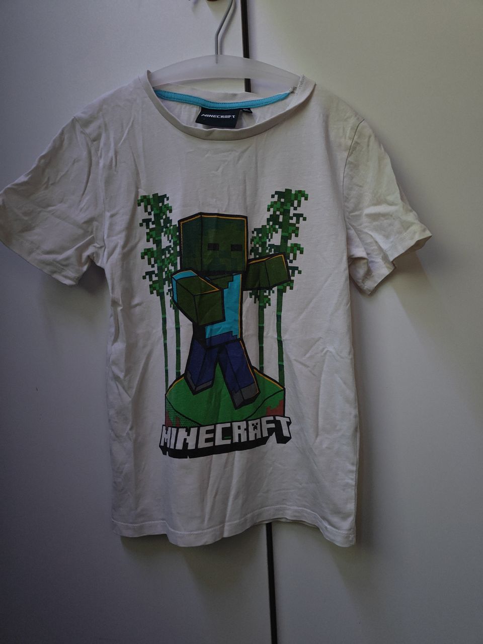Minecraft zombie t-paita