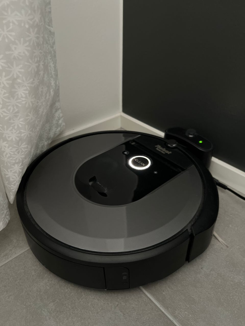 Roomba i7
