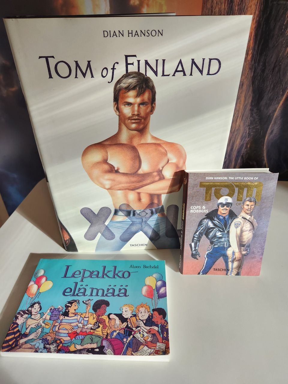 Tom of Finland XXL, Cops & Robbers ja Lepakon elämää