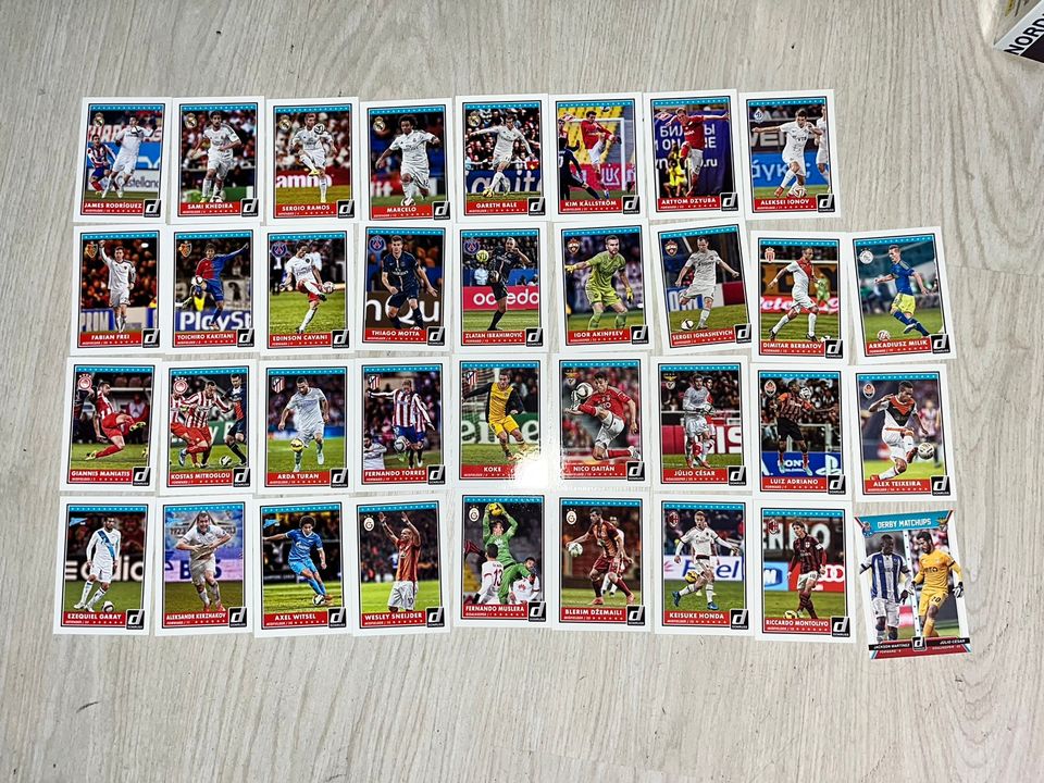 Panini Donruss jalkapallokeräilykortteja