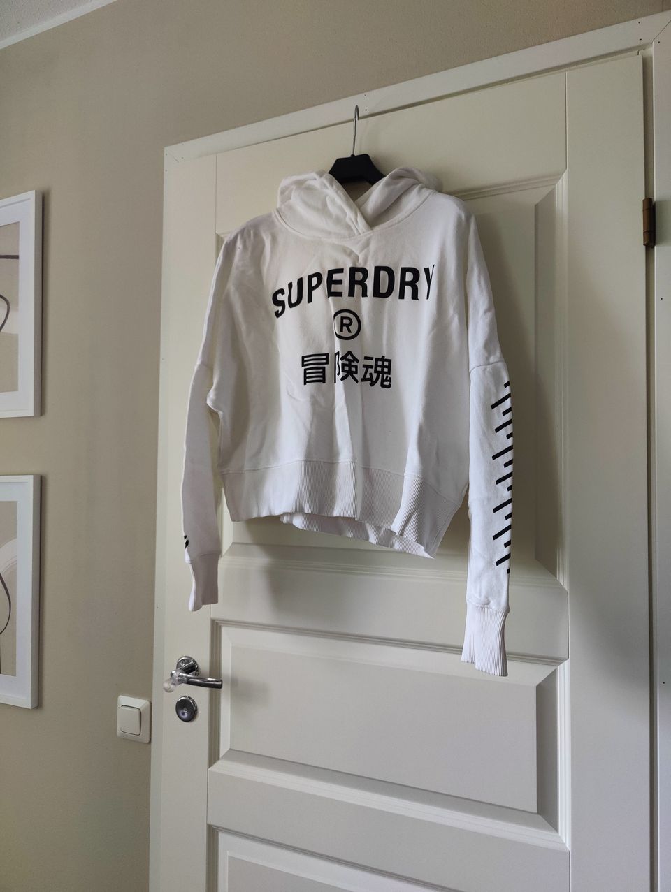 SuperDry huppari, koko 42