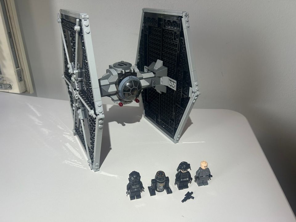 Lego Star Wars 9492 Tie Fighter