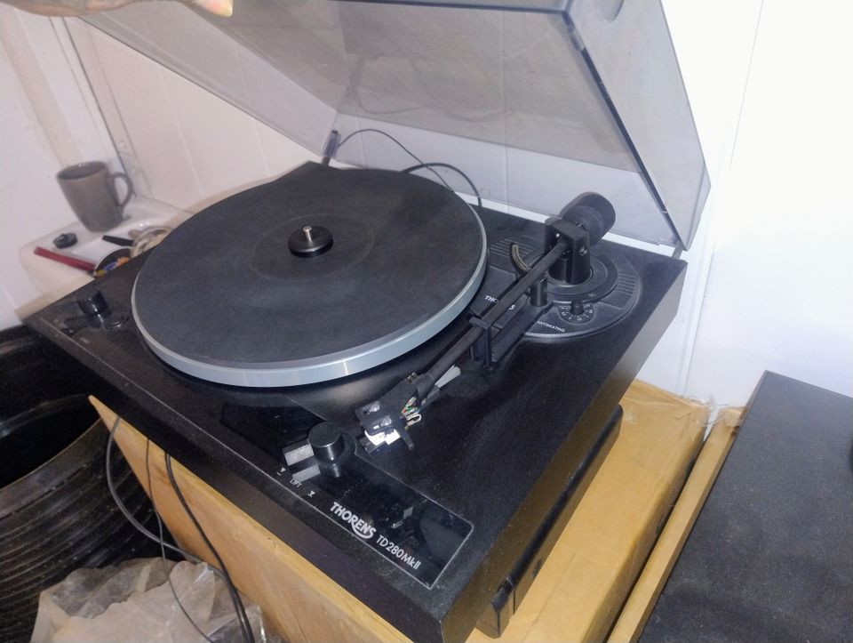 Thorens TD 280 MK2 levysoitin