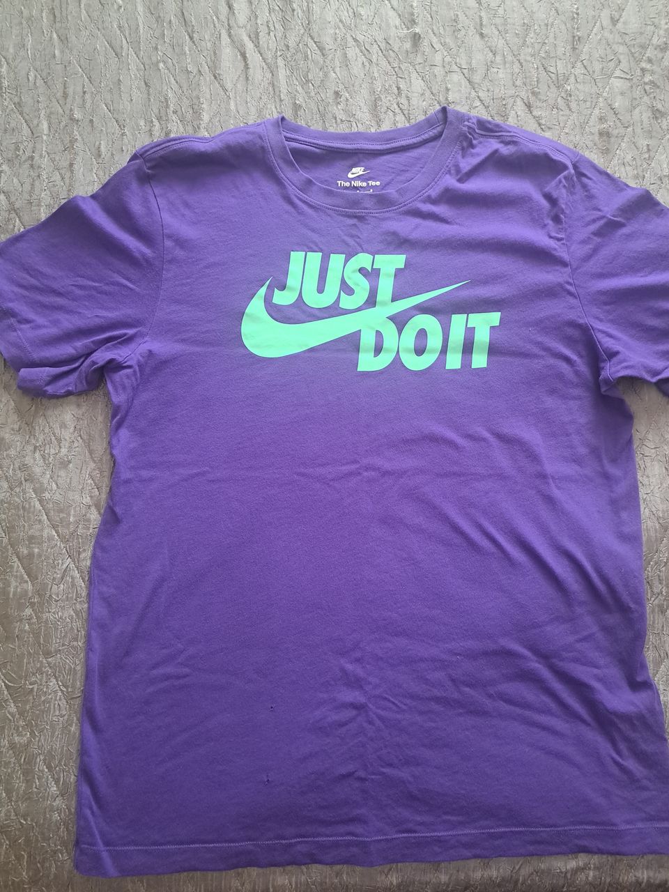 Nike t-paita koko L