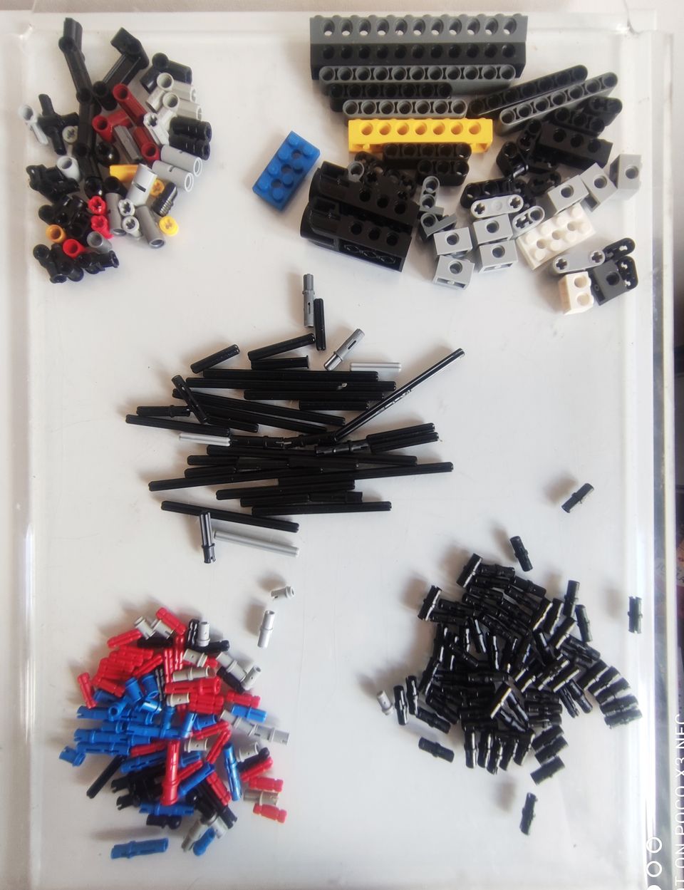 Lego Technic nupit, akselit