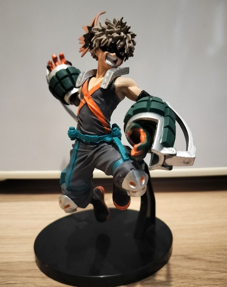 Bakugou Katsuki figuuri My Hero Academia anime