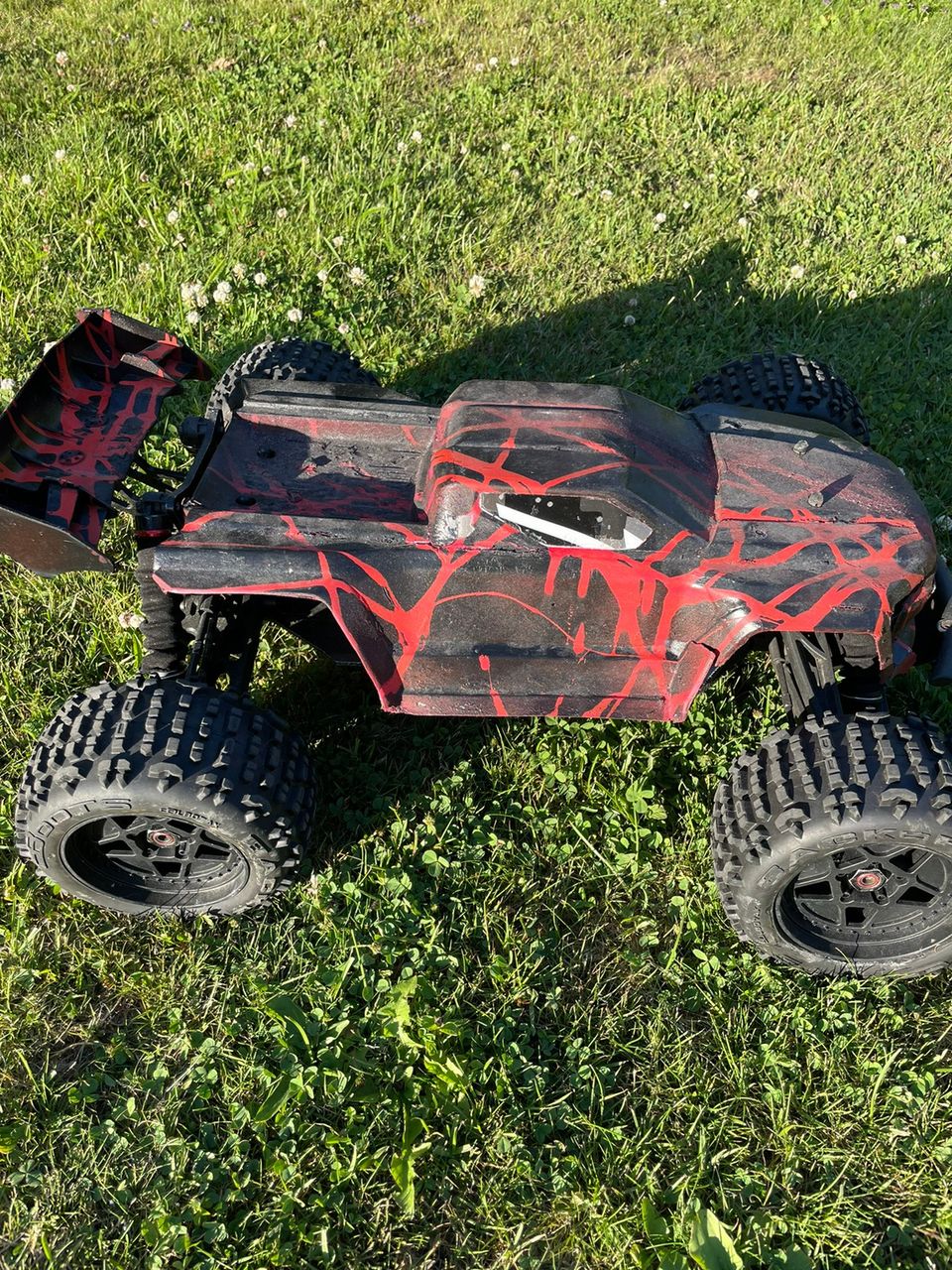 Arrma rc kraton 6s