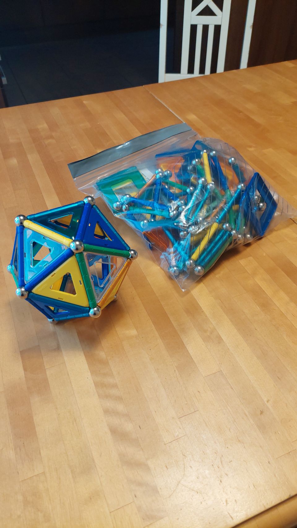 Geomag magneetti rakennussetti