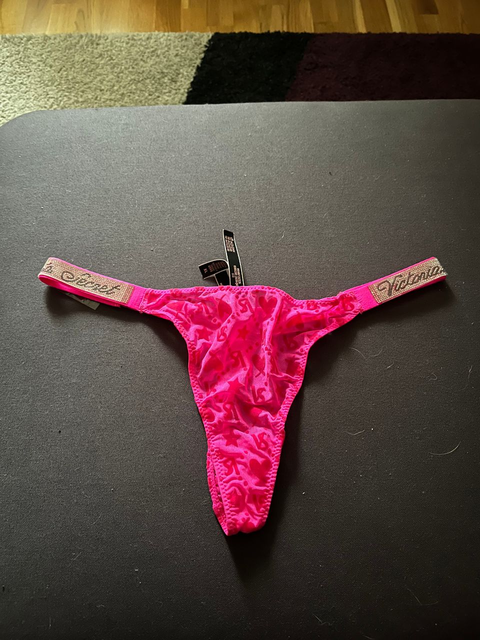 Victoria’s Secret stringit