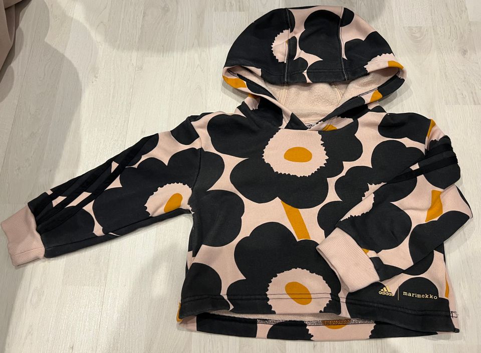 Marimekko huppari 116