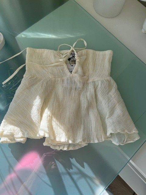 Princess Polly toppi valkoinen LONG SUMMER NIGHTS TOP IVORY  Koko XS