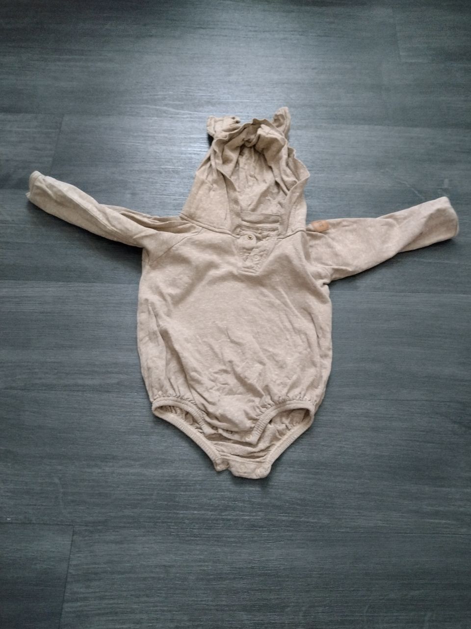 Metsolan bear romper