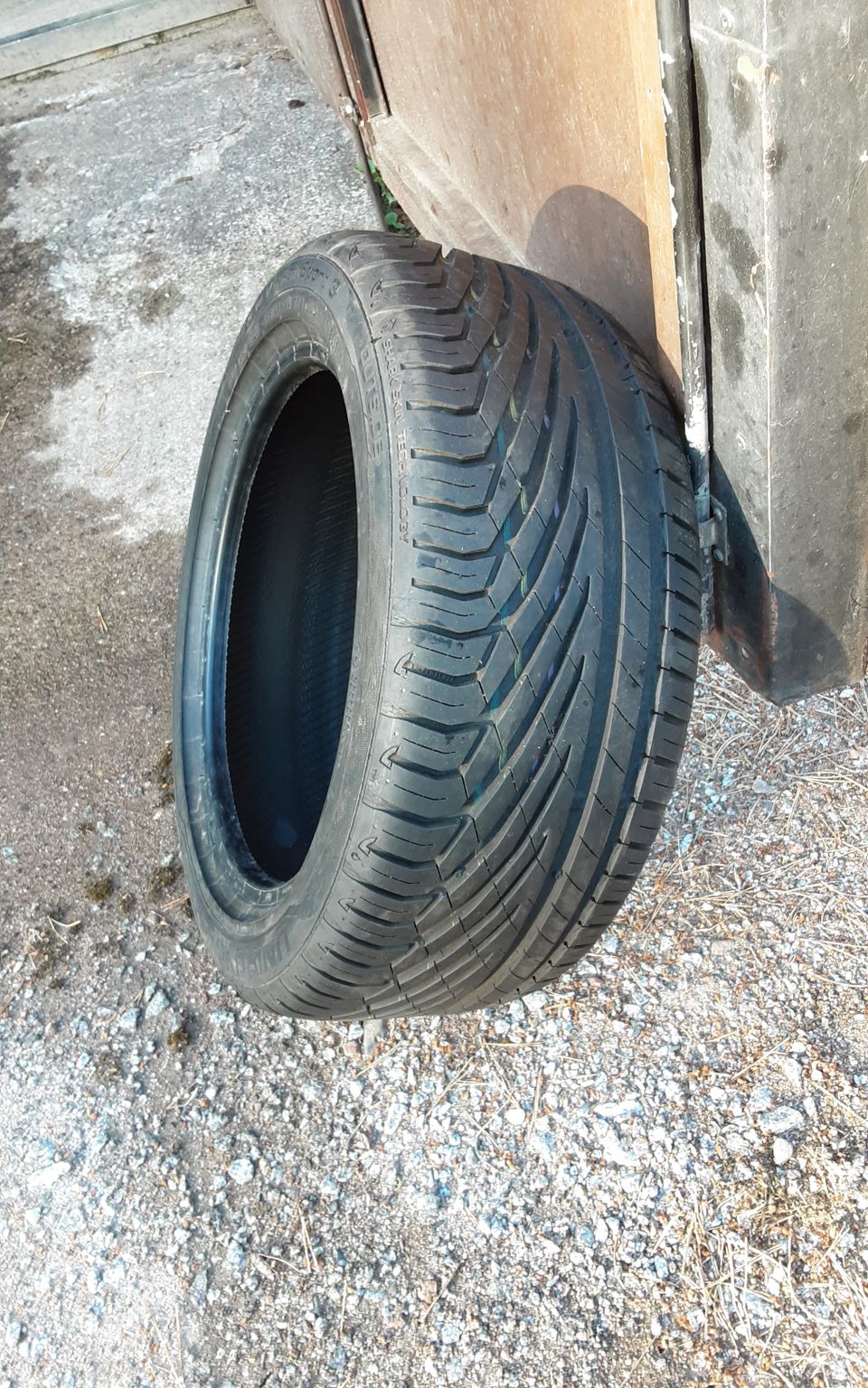 Kumho renkaat 195/14 R 14 77 V.