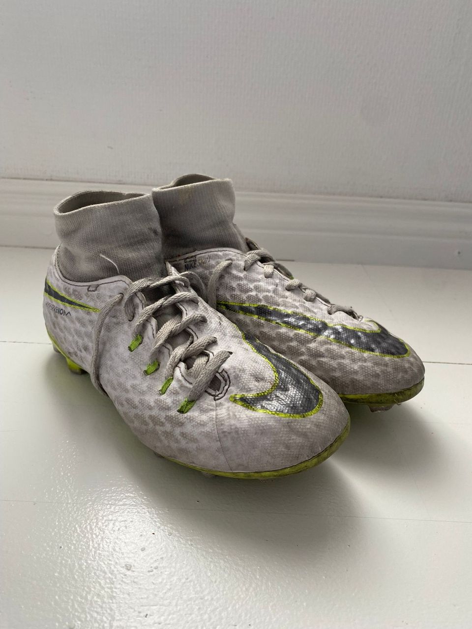 Nike Hypervenom nappikset koko 34