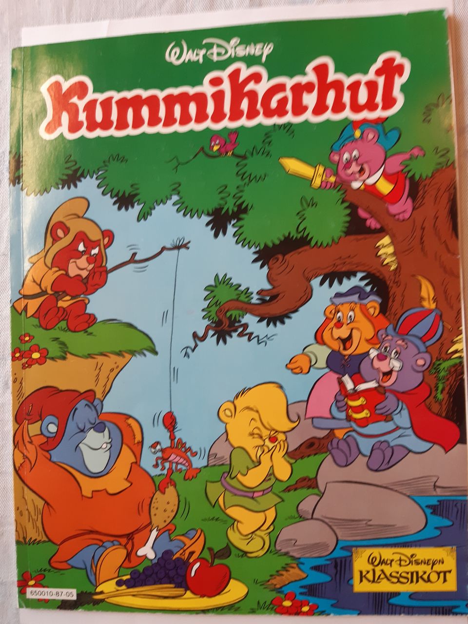 KUMMIKARHUT- Walt Disney