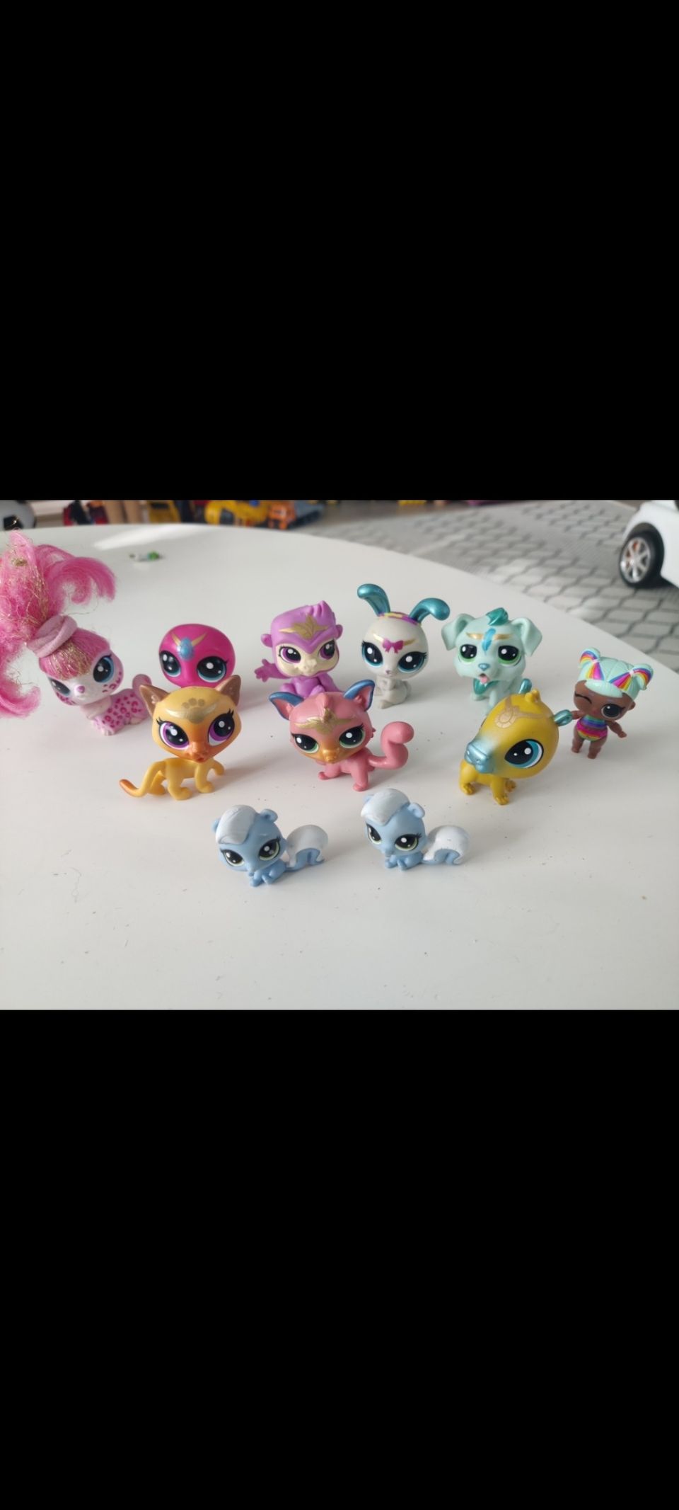 Littlest petshop figuureja