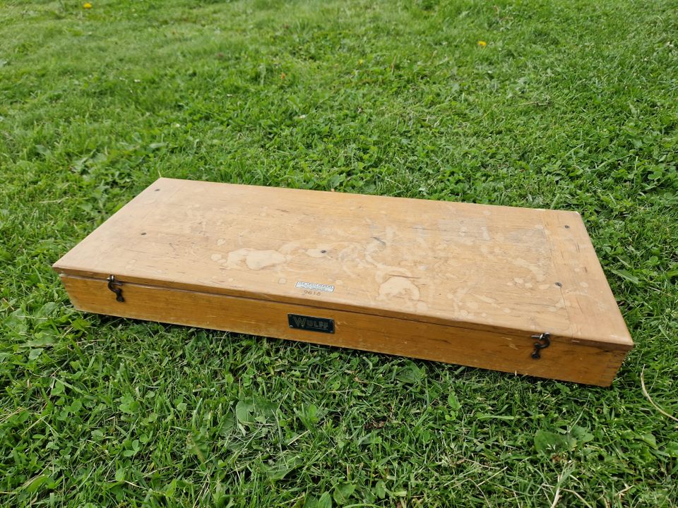 Vanha Wulff puinen mittalaitelaatikko