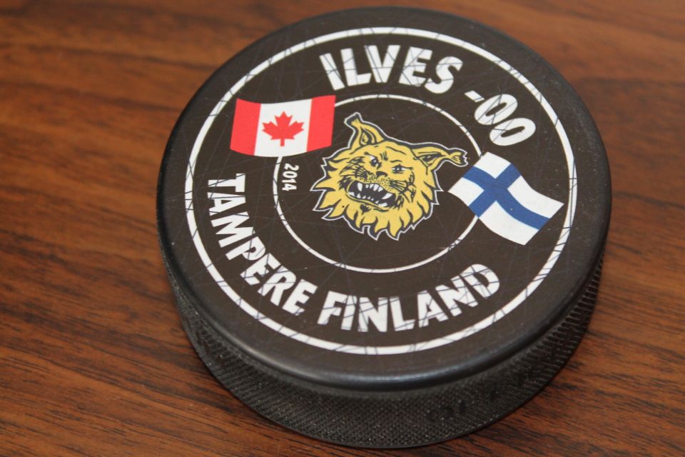 Ilves 2000 jääkiekko 2014 Kanada matka Suomi mainoskiekko Tampere Finland