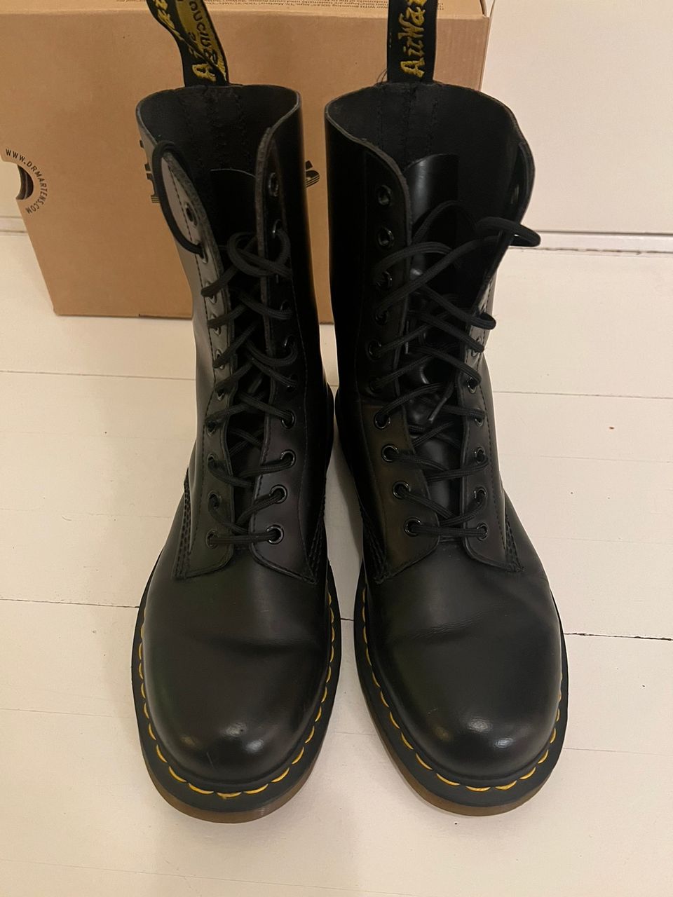 Dr Martens miesten varsikengät malli 1490 koko 44