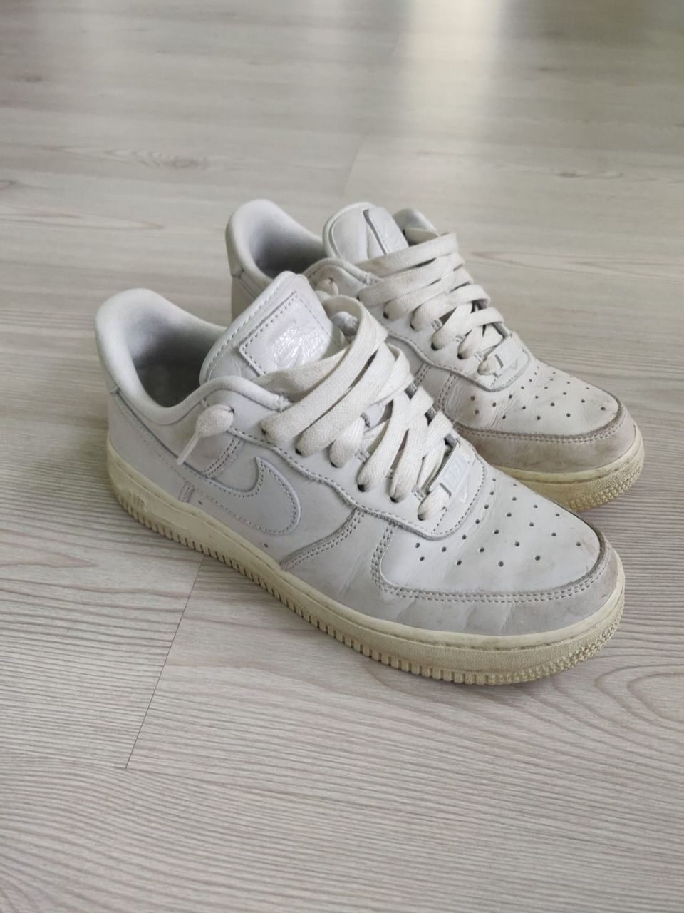 Nike Air Force 1 naisten kengät, koko 37,5