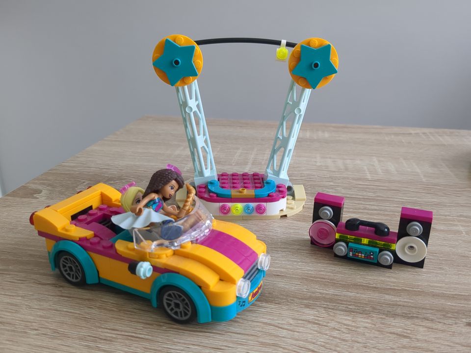 Lego friends auto