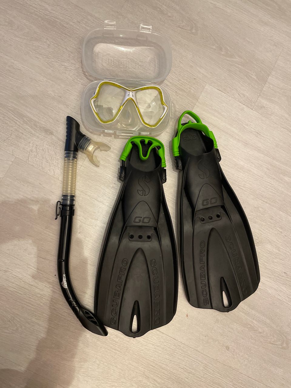 Sukellussetti: Snorkel, mask, fins