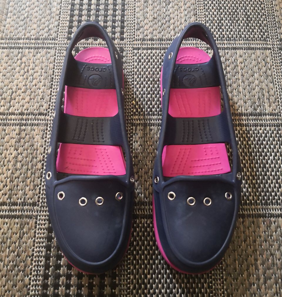 Crocs purjehduskengät (koko W9/39-40)