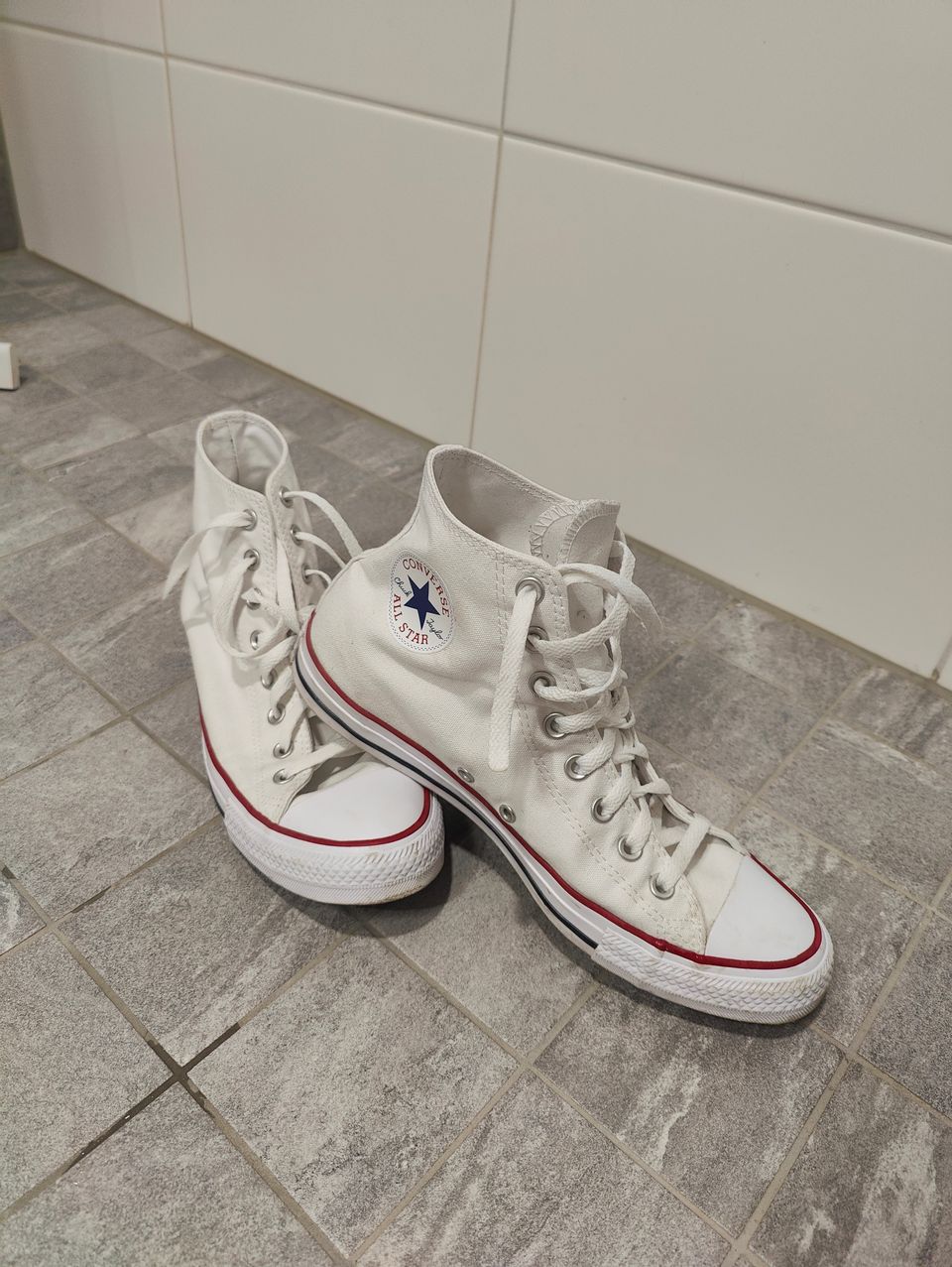 Converse 42.5