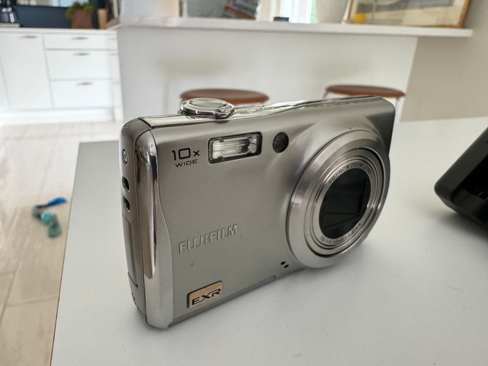 Fujifilm finepix F70EXR