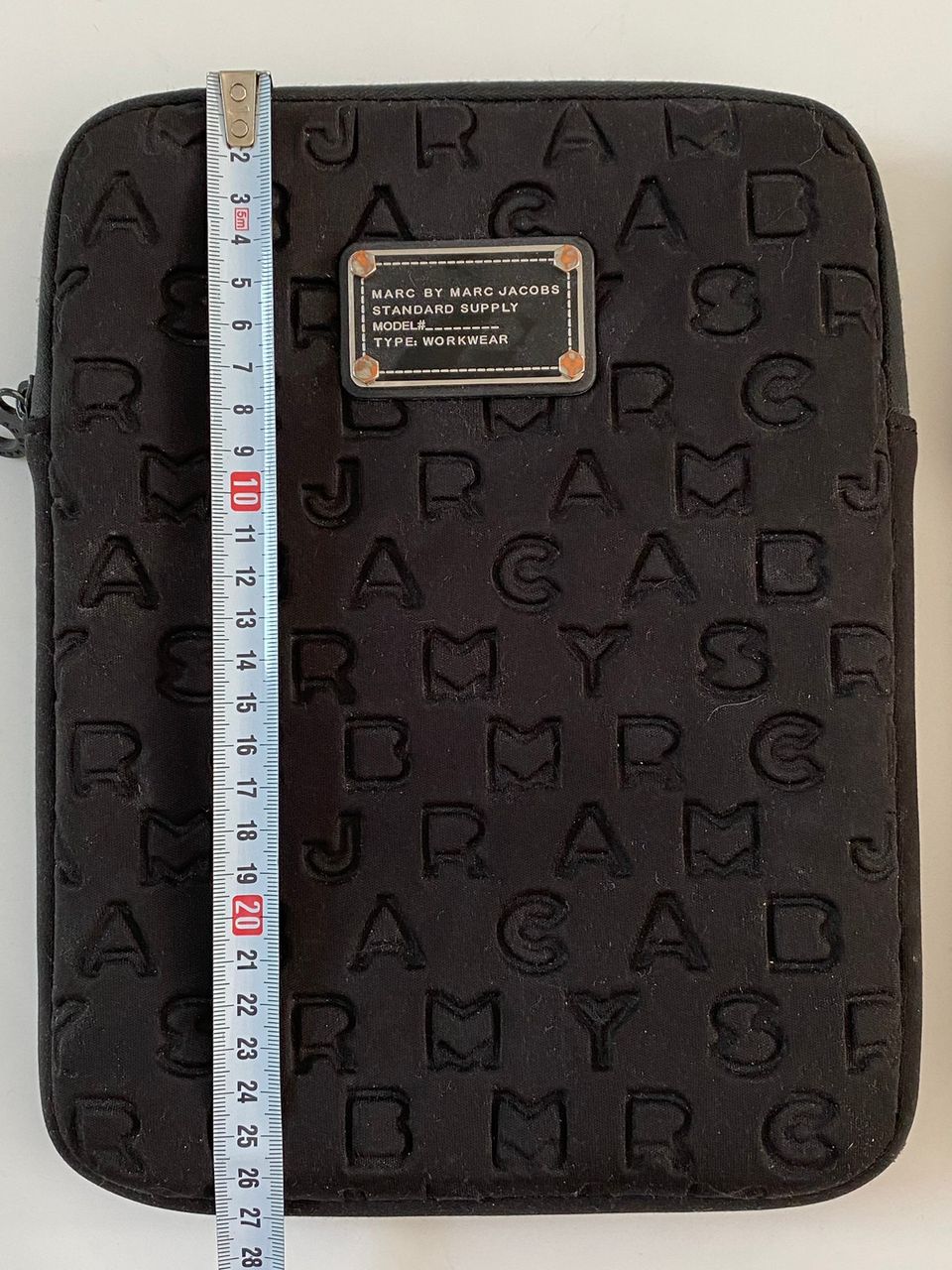 Marc by Marc Jacobs pad-kotelo